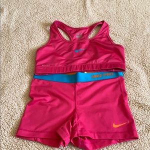 Nike Dri Fit sports bra/Nike Pro compression short